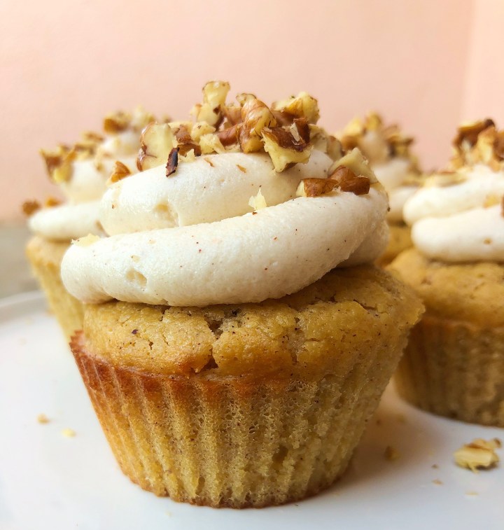 Keto Friendly Banana Cupcakes w/ Cream Cheese Frosting